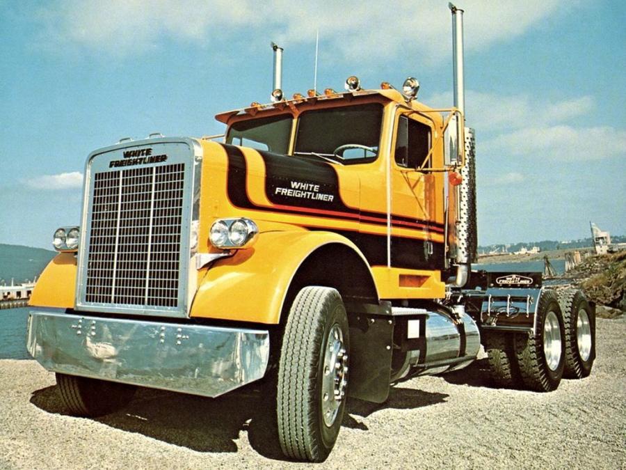 White-Freightliner Conventional '1975